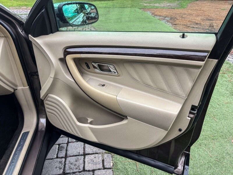 2015 Ford Taurus Limited Wilmington NC