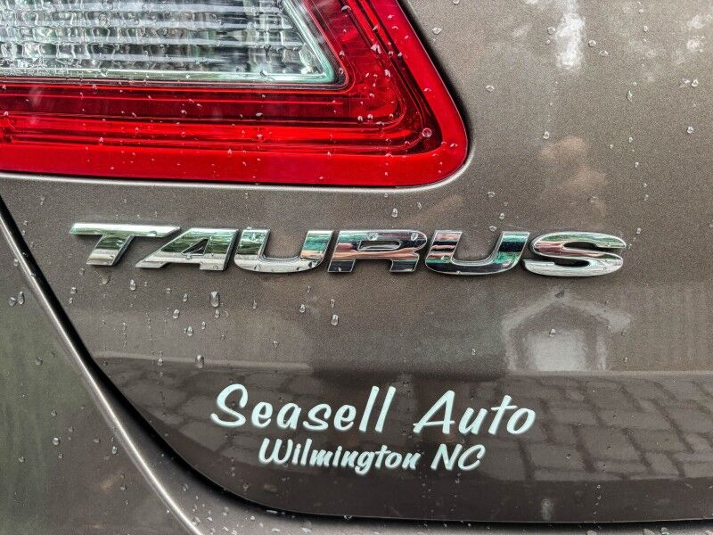 2015 Ford Taurus Limited Wilmington NC
