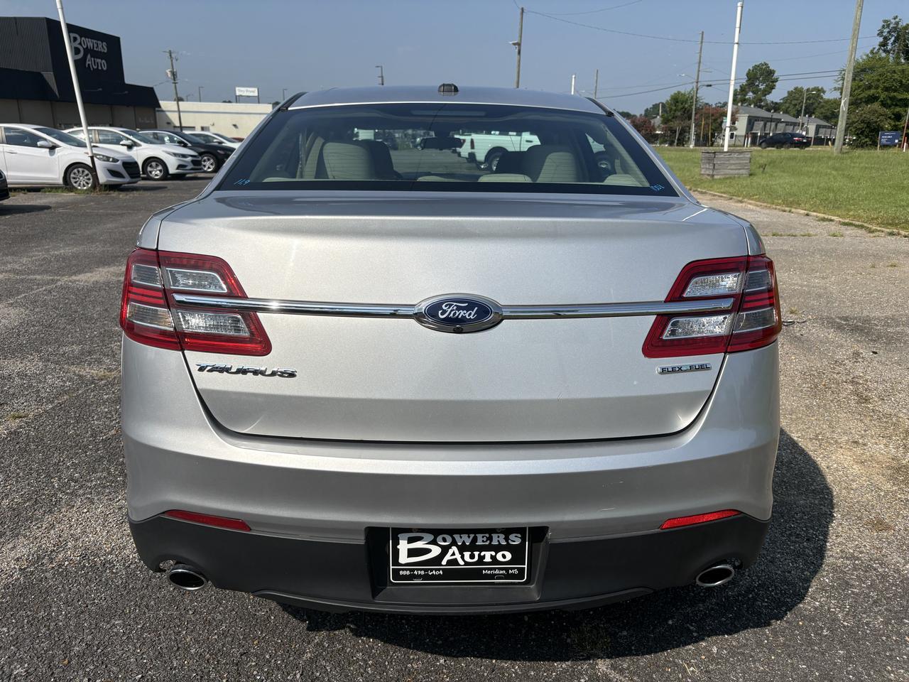 2015 Ford Taurus SE Meridian MS