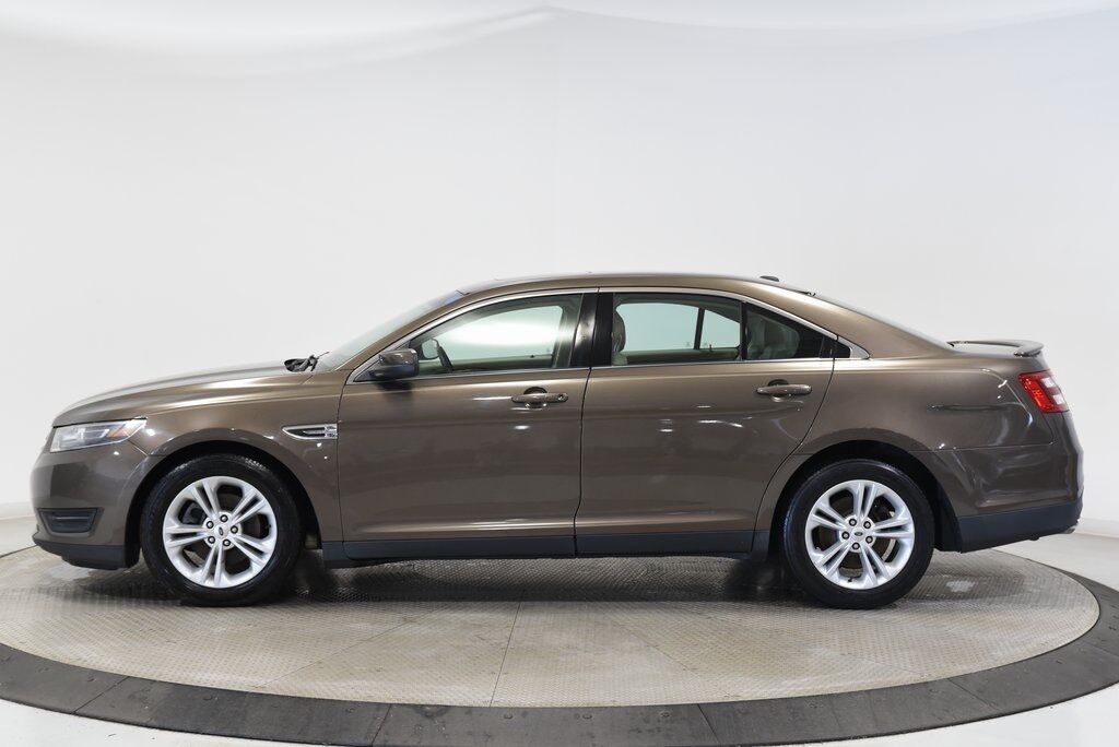 2015 Ford Taurus SEL Akron