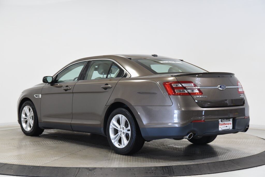 2015 Ford Taurus SEL Akron