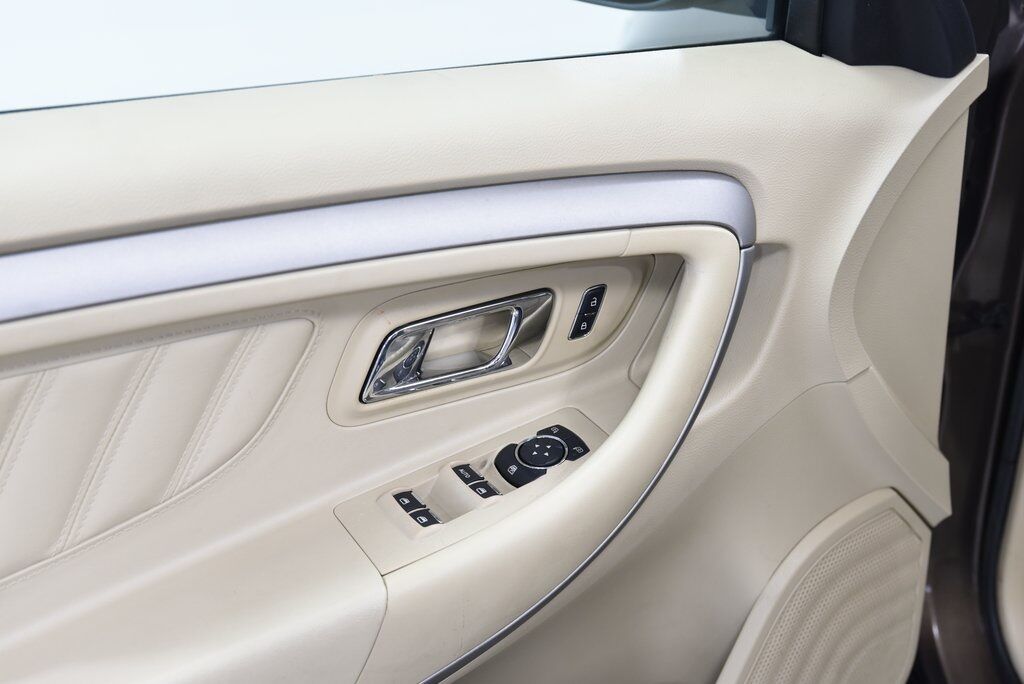 2015 Ford Taurus SEL Akron