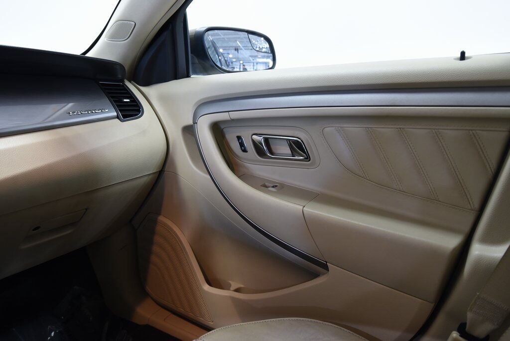2015 Ford Taurus SEL Akron