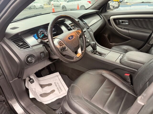 2015 Ford Taurus