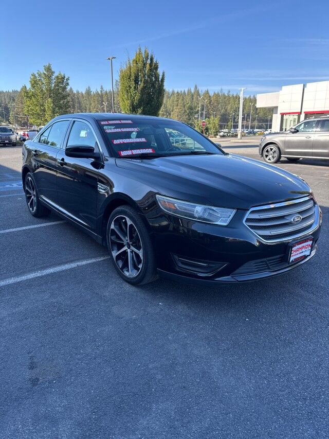 2015 Ford Taurus SEL