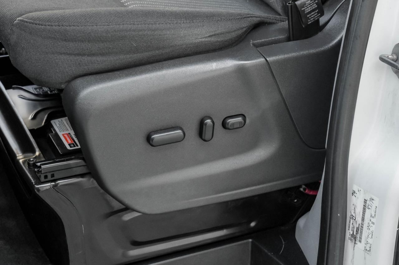 2015 Ford Transit 150 XLT CREW VAN MEDIUM ROOF REAR CAMERA POWER DRIVER SEAT CRUISE CONTROL Carrollton TX