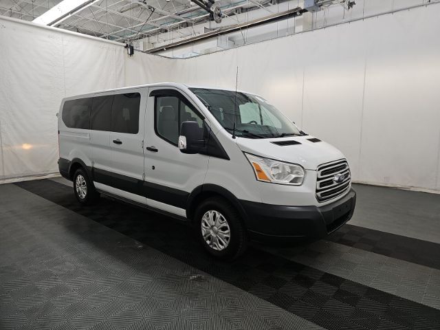 2015 Ford Transit-150 XLT w/RH Swing-Out Doors Low Roof 130.0 WB