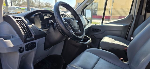 2015 Ford Transit-250 T-25 Houston TX