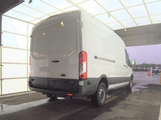 2015 Ford Transit-250 w/RH Sliding Door Medium Roof 148.0 WB Charlotte NC