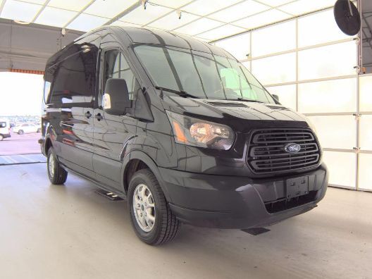 2015 Ford Transit-250 w/RH Sliding Door Medium Roof 148.0  WB Charlotte NC