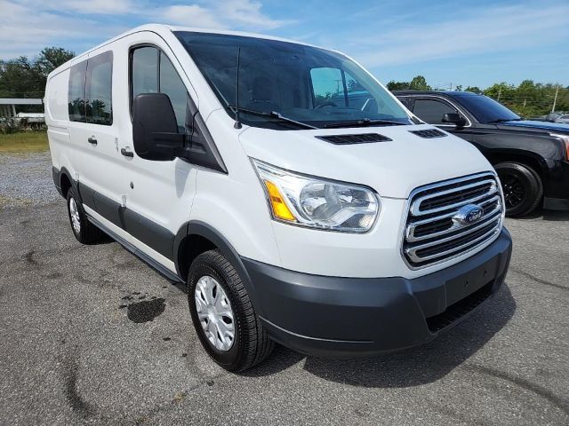 2015 Ford Transit-250 w/RH Swing-Out Doors Low Roof 130.0 WB Charlotte NC