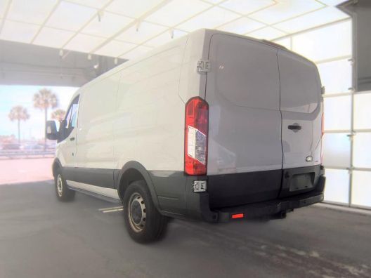 2015 Ford Transit-250 w/RH Swing-Out Doors Low Roof 130.0 WB Charlotte NC