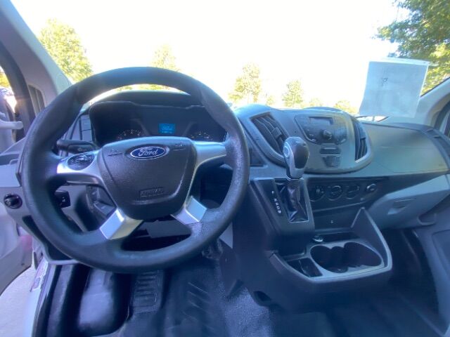 2015 Ford Transit-250 w/RH Swing-Out Doors Low Roof 130.0  WB Charlotte NC