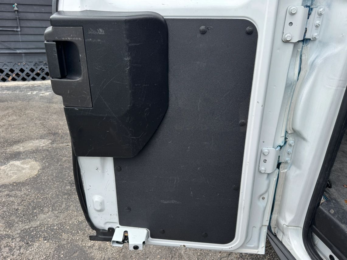 2015 Ford Transit 350 Van Low Roof w/60/40 Side Door Van 3D