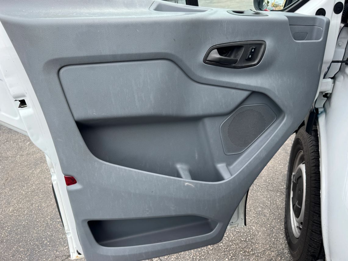 2015 Ford Transit 350 Van Low Roof w/60/40 Side Door Van 3D