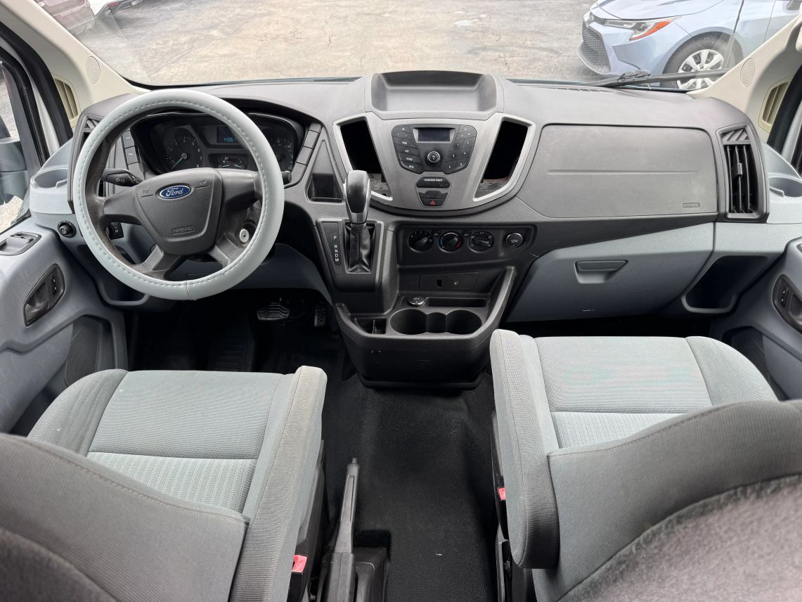 2015 Ford Transit 350 Van Low Roof w/60/40 Side Door Van 3D