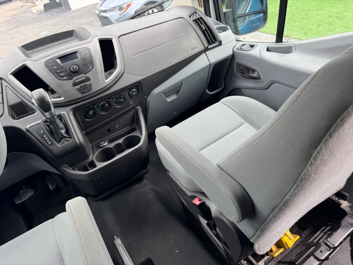 2015 Ford Transit 350 Van Low Roof w/60/40 Side Door Van 3D
