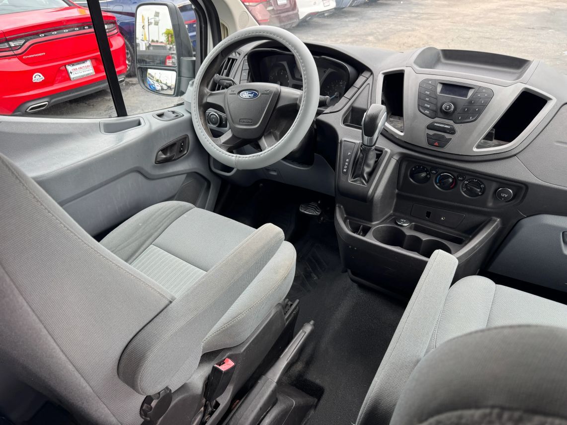 2015 Ford Transit 350 Van Low Roof w/60/40 Side Door Van 3D