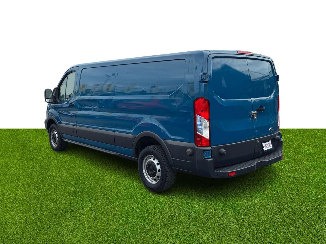 2015 Ford Transit 350 Van Low Roof w/60/40 Side Door Van 3D