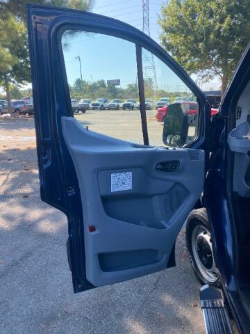 2015 Ford Transit-350 XL w/RH Swing-Out Doors Low Roof 148.0  WB Charlotte NC