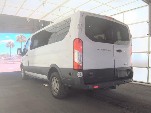 2015 Ford Transit-350 XLT w/RH Swing-Out Doors Low Roof 148.0 WB