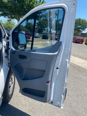 2015 Ford Transit-350 XLT w/RH Swing-Out Doors Low Roof 148.0 WB Charlotte NC