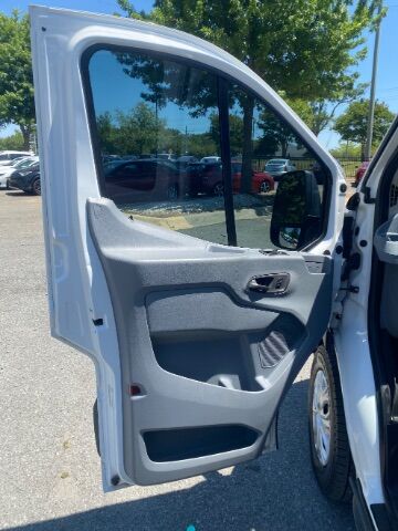 2015 Ford Transit-350 XLT w/RH Swing-Out Doors Low Roof 148.0 WB Charlotte NC