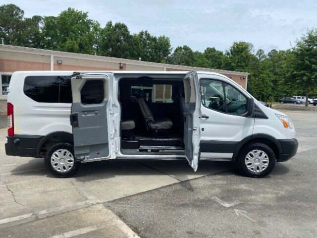 2015 Ford Transit-350 XLT w/RH Swing-Out Doors Low Roof 148.0  WB Charlotte NC