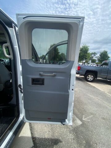 2015 Ford Transit-350 XLT w/RH Swing-Out Doors Low Roof 148.0  WB Charlotte NC