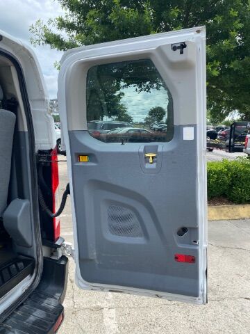 2015 Ford Transit-350 XLT w/RH Swing-Out Doors Low Roof 148.0  WB Charlotte NC
