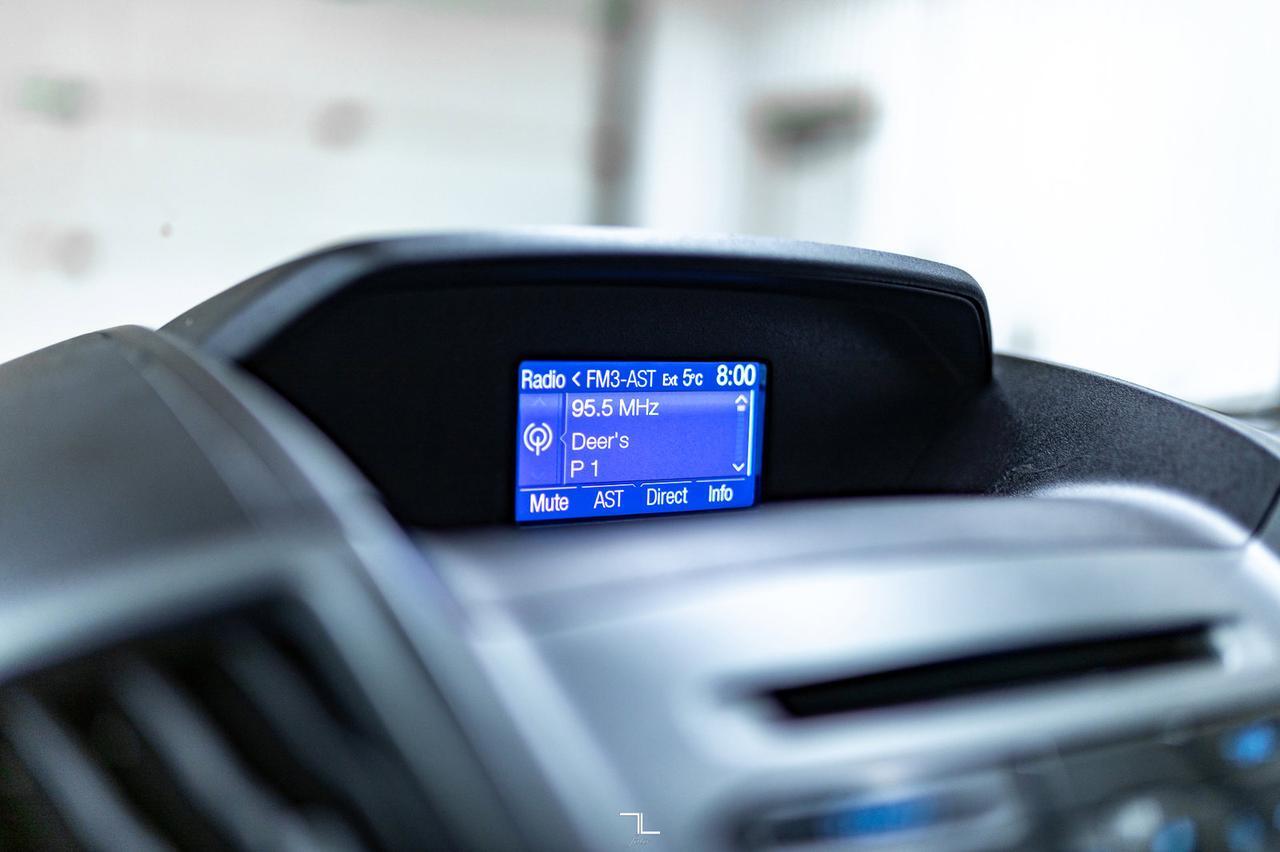 2015 Ford Transit T-350 XL Low Roof 15 Passenger Red Deer AB