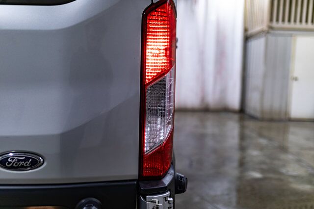 2015 Ford Transit T-350 XL Low Roof 15 Passenger Red Deer AB