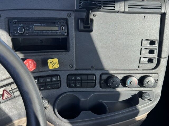 2015 Freightliner Cascadia 113 Day Cab Henrico VA