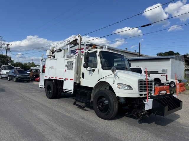 2015 Freightliner M2 Liftmoore Truck