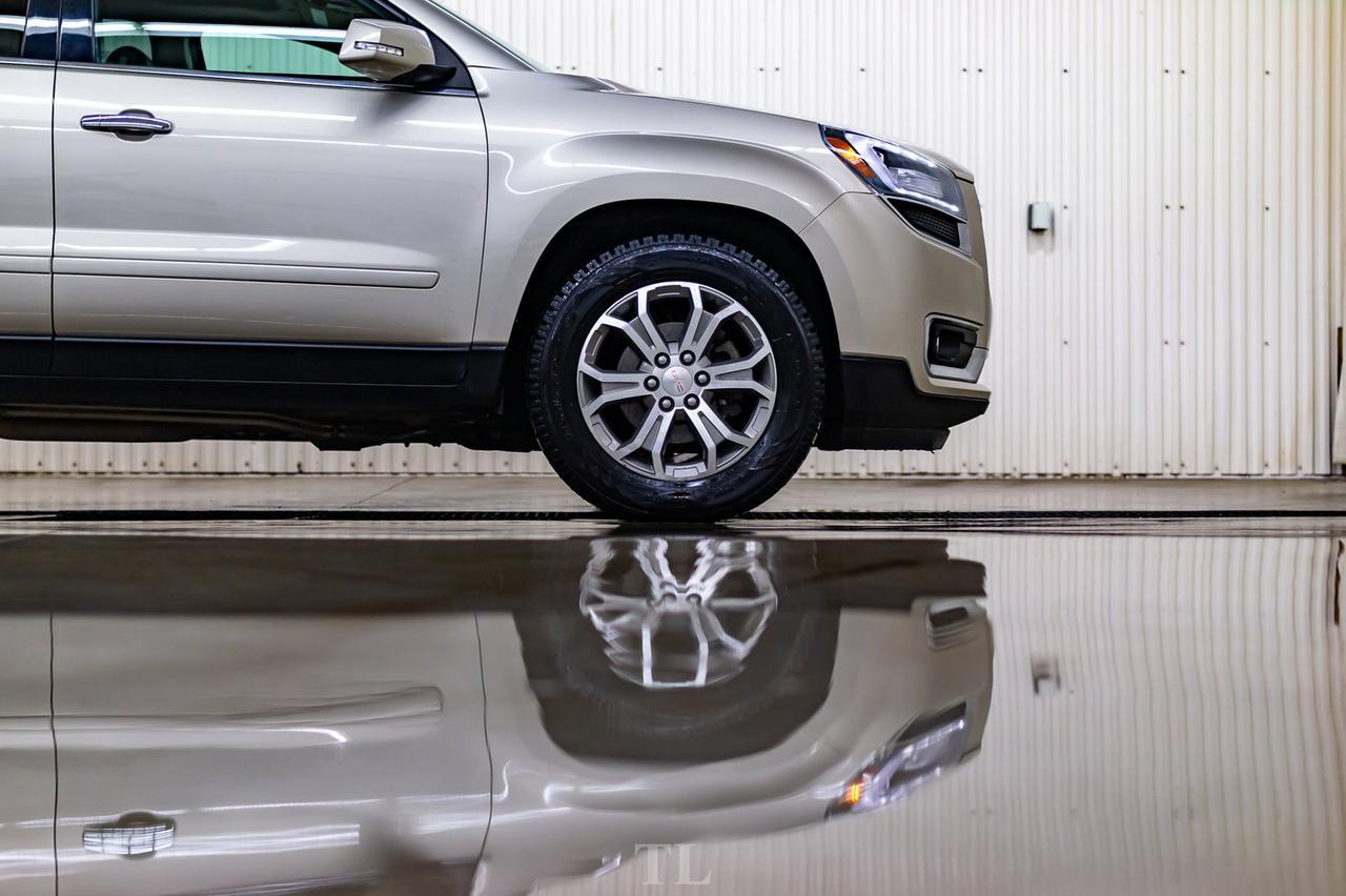 2015 GMC Acadia AWD SLT Leather Roof Nav BCam Red Deer AB