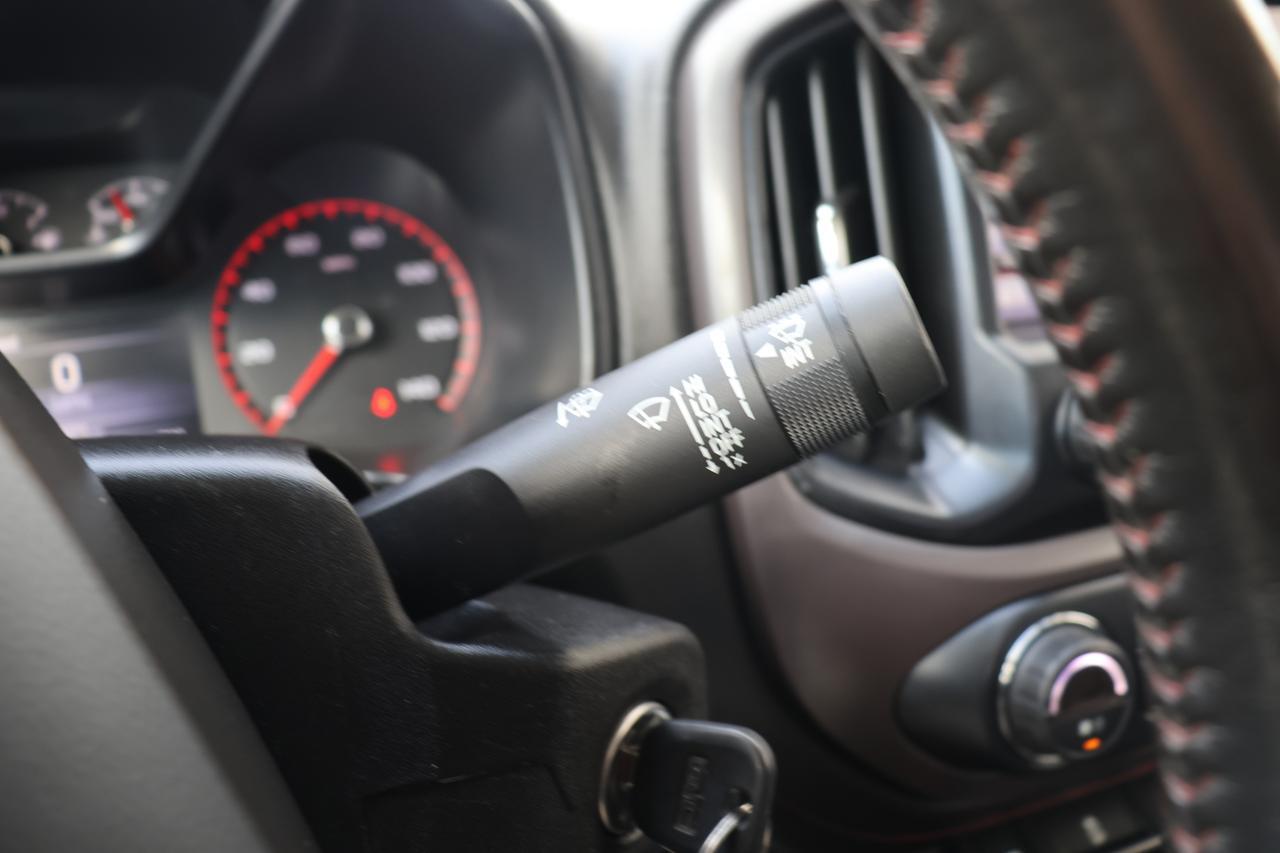 2015 GMC CANYON SLE Houston TX