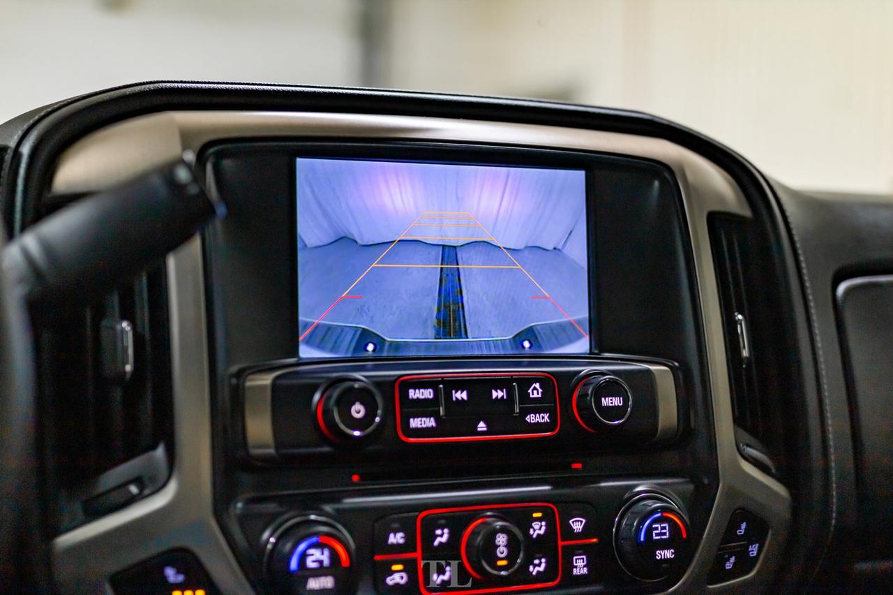 2015 GMC Sierra 1500 4x4 Crew Cab Denali Leather Roof Nav BCam Red Deer AB