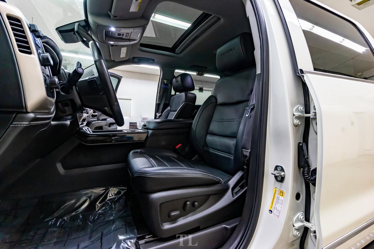 2015 GMC Sierra 1500 4x4 Crew Cab Denali Leather Roof Nav BCam Red Deer AB