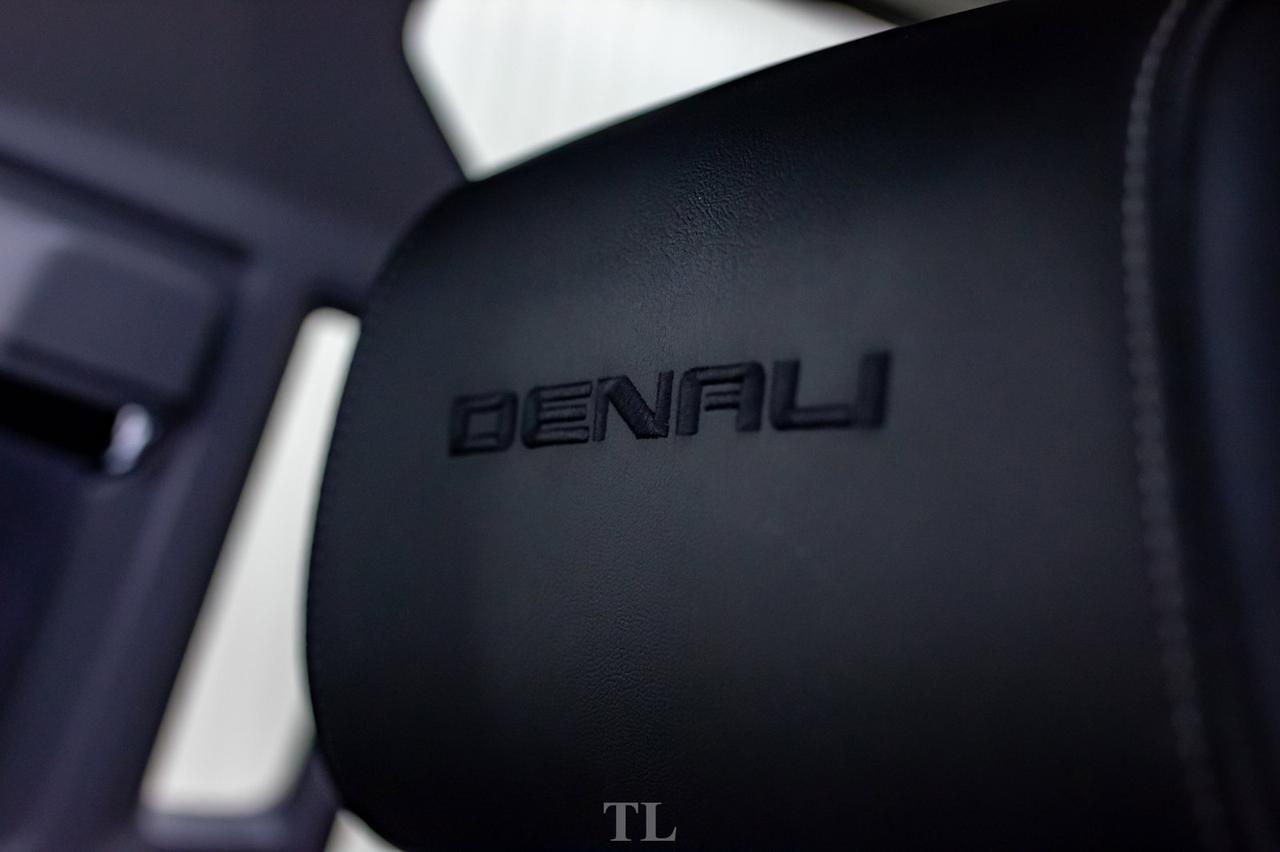 2015 GMC Sierra 1500 4x4 Crew Cab Denali Leather Roof Nav BCam Red Deer AB