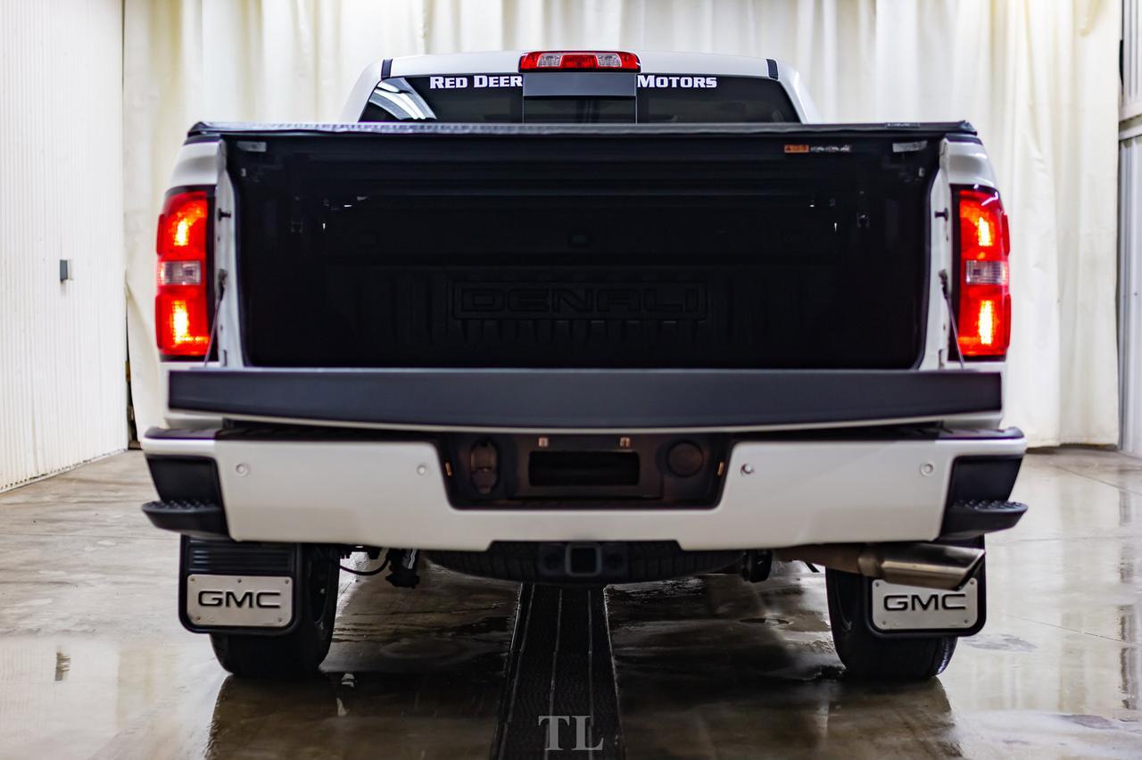 2015 GMC Sierra 1500 4x4 Crew Cab Denali Leather Roof Nav BCam Red Deer AB