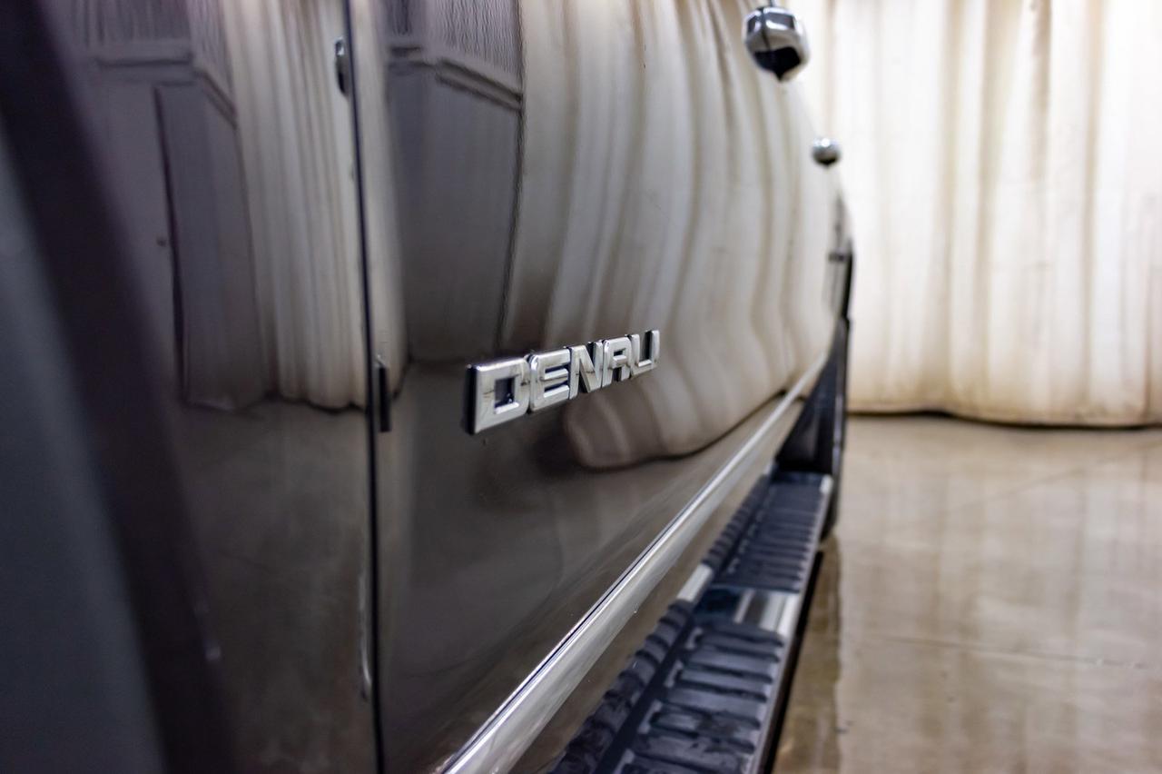 2015 GMC Sierra 1500 4x4 Crew Cab Denali Leather Roof Nav Red Deer AB