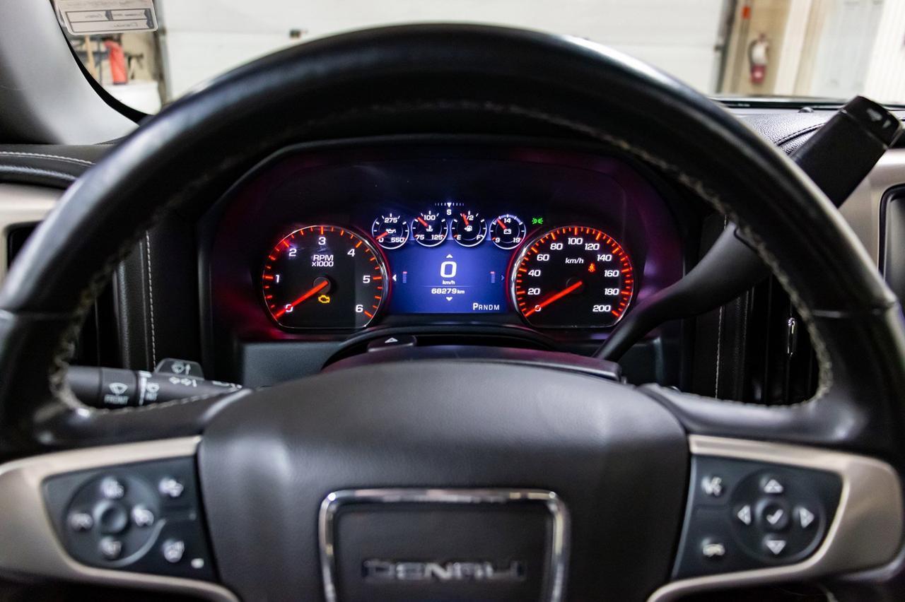 2015 GMC Sierra 1500 4x4 Crew Cab Denali Leather Roof Nav Red Deer AB