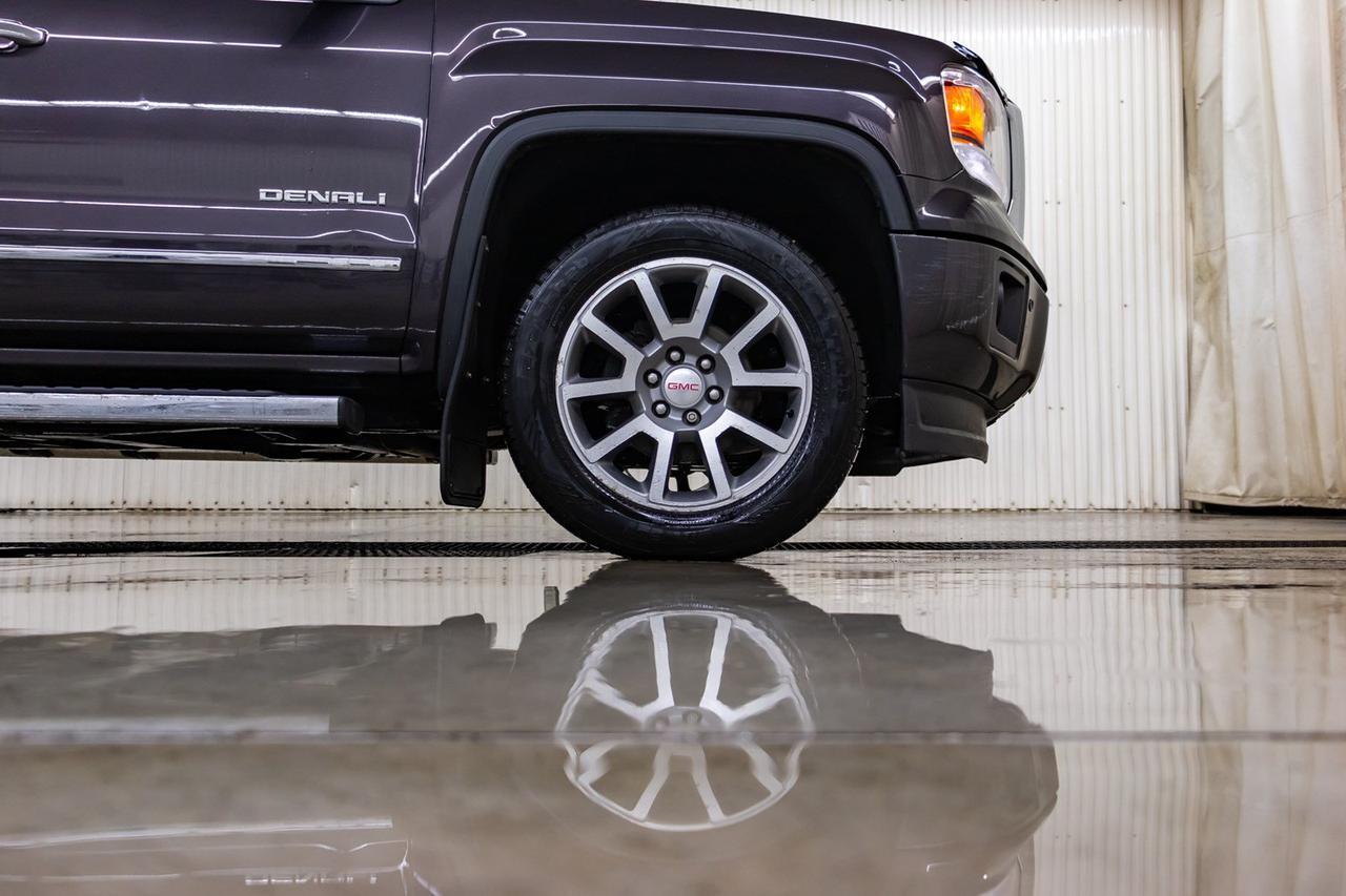 2015 GMC Sierra 1500 4x4 Crew Cab Denali Leather Roof Nav Red Deer AB
