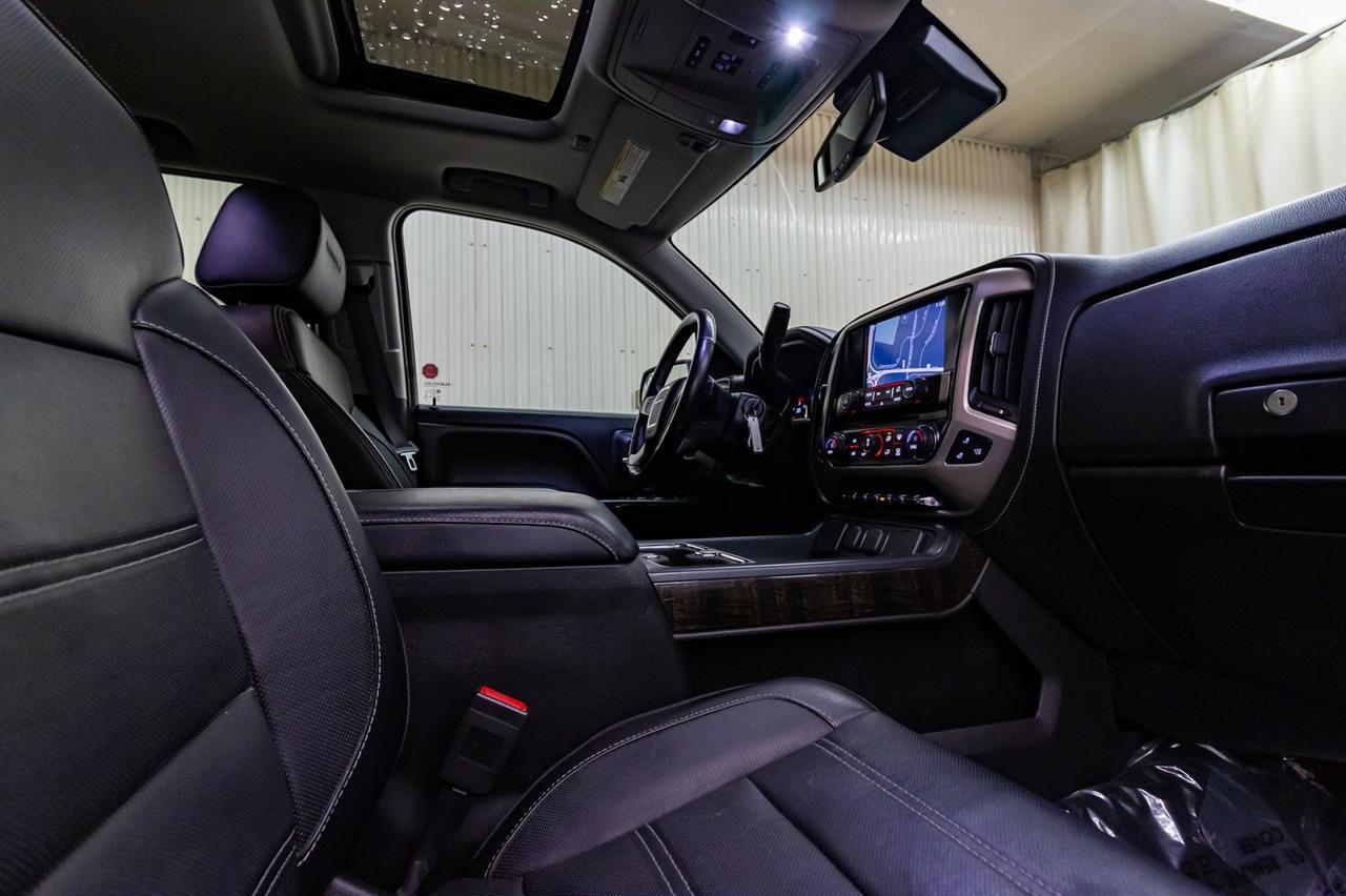 2015 GMC Sierra 1500 4x4 Crew Cab Denali Leather Roof Nav Red Deer AB