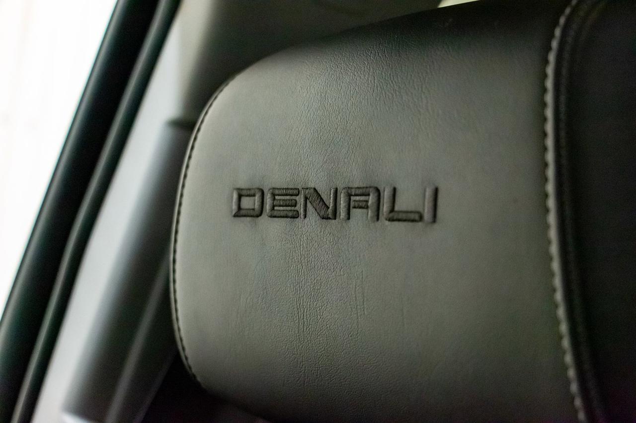 2015 GMC Sierra 1500 4x4 Crew Cab Denali Leather Roof Nav Red Deer AB