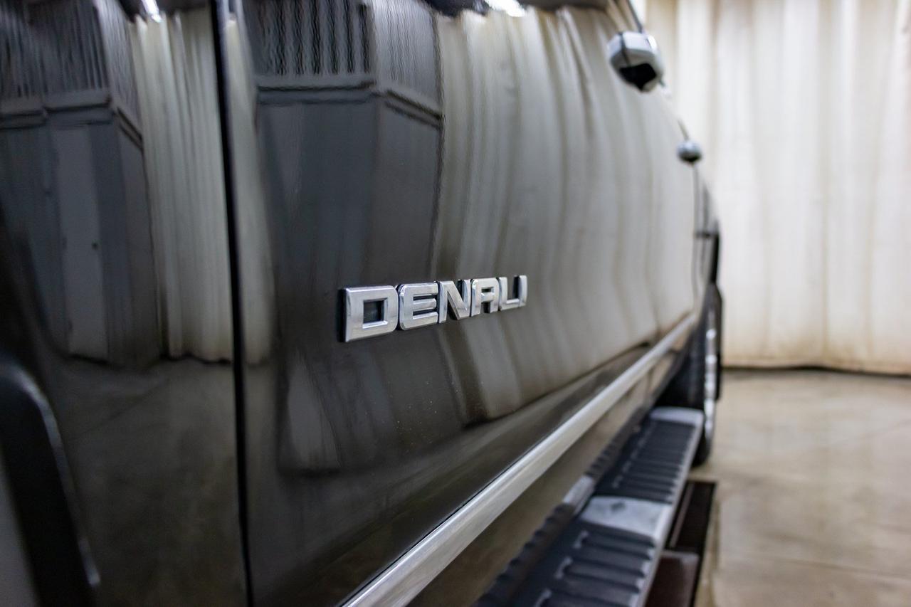 2015 GMC Sierra 1500 4x4 Crew Cab Denali Leather Roof Nav Red Deer AB