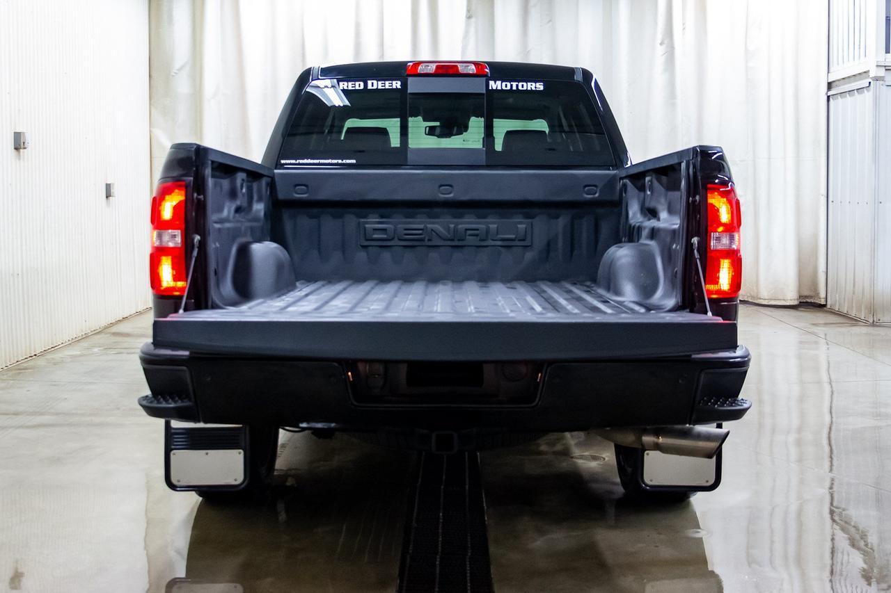 2015 GMC Sierra 1500 4x4 Crew Cab Denali Leather Roof Nav Red Deer AB