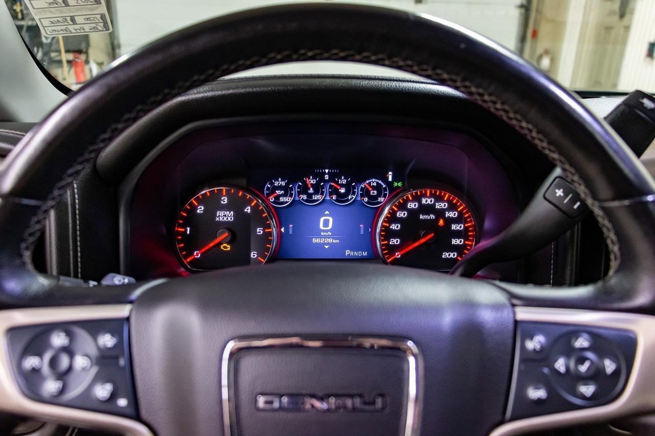 2015 GMC Sierra 1500 4x4 Crew Cab Denali Leather Roof Nav Red Deer AB