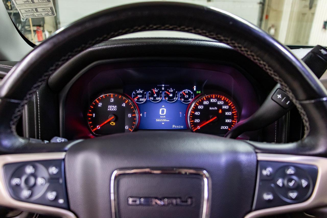 2015 GMC Sierra 1500 4x4 Crew Cab Denali Leather Roof Nav Red Deer AB