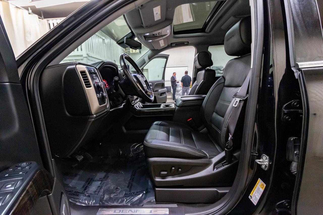 2015 GMC Sierra 1500 4x4 Crew Cab Denali Leather Roof Nav Red Deer AB